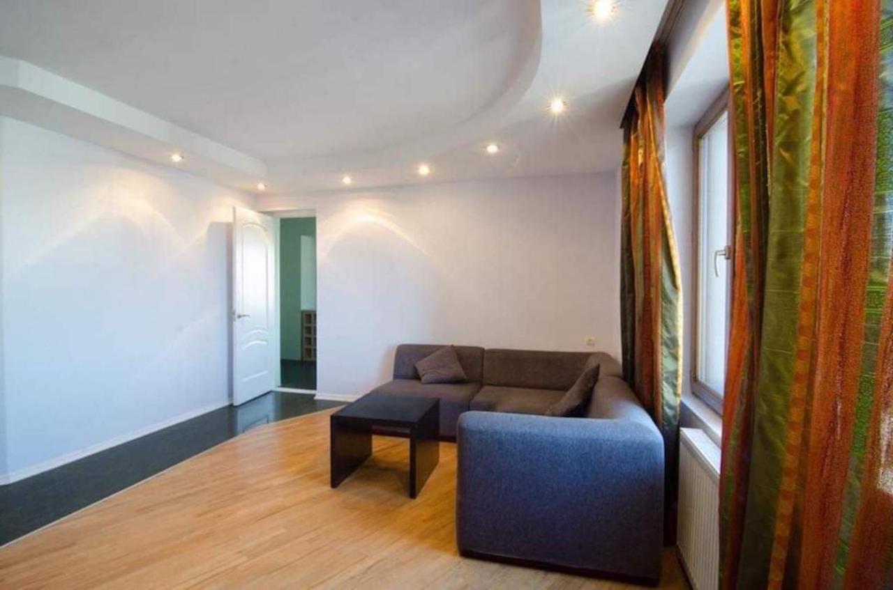 Georges Apartment Тбілісі Екстер'єр фото